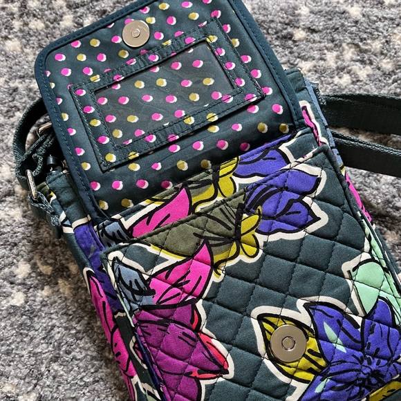Vera Bradley Crossbody - Picture 2 of 4